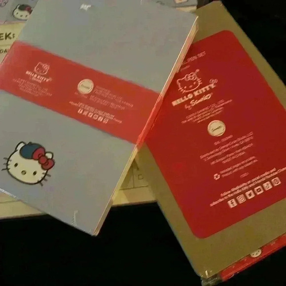 Sanrio Hello Kitty Stationary bundle - Picture 5 of 5